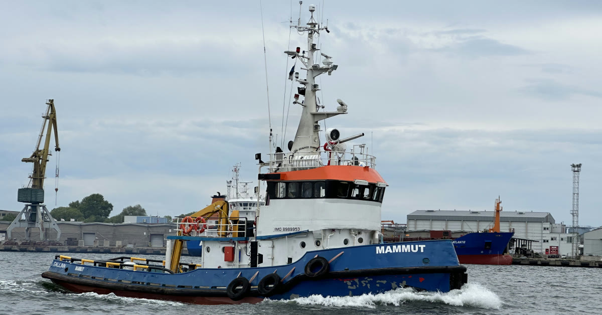 Tug MAMMUT in the Port of Tallinn